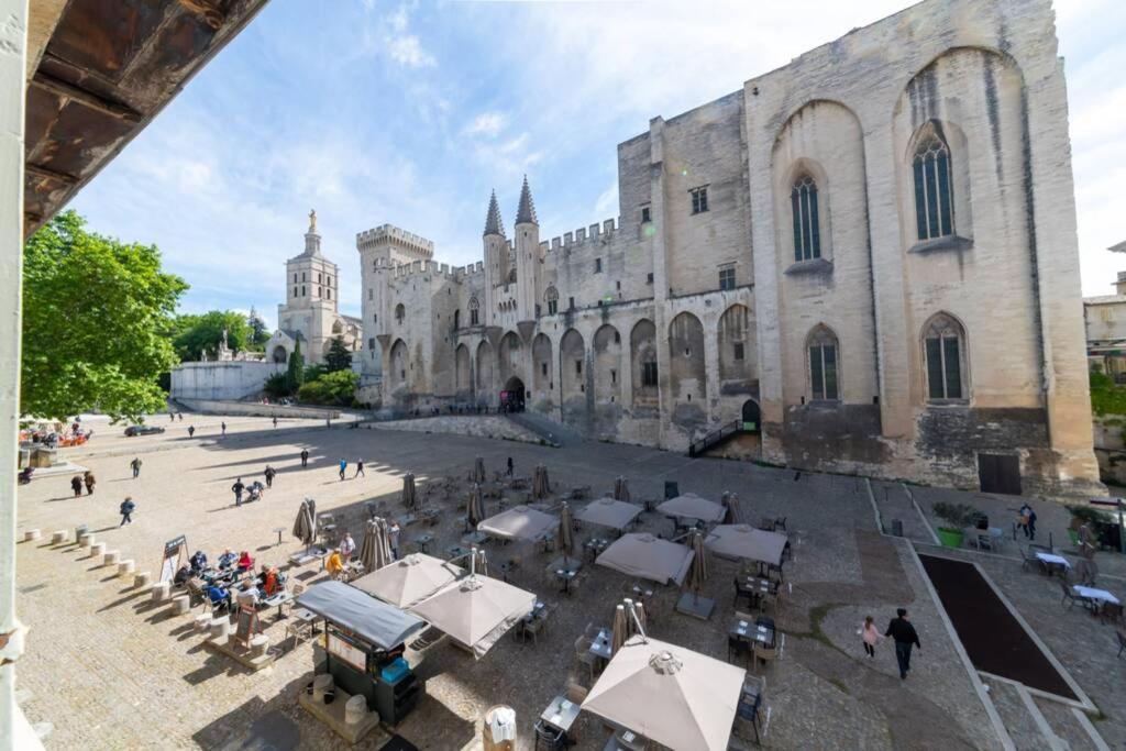 Ferienwohnung Bien D'Exception En Face Du Palais Des Papes Avignon Exterior foto