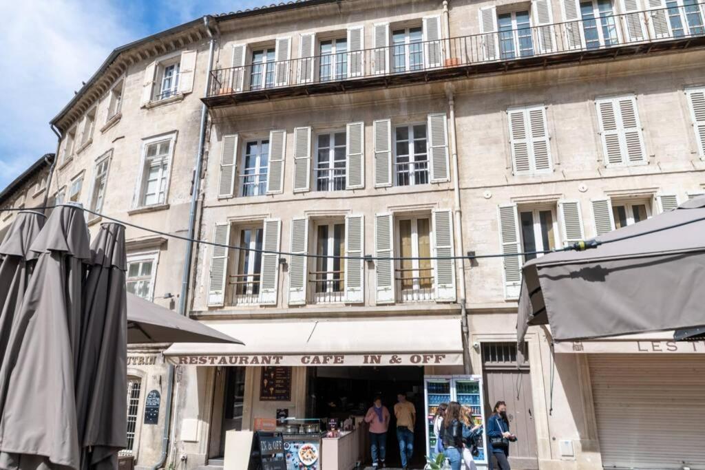 Ferienwohnung Bien D'Exception En Face Du Palais Des Papes Avignon Exterior foto