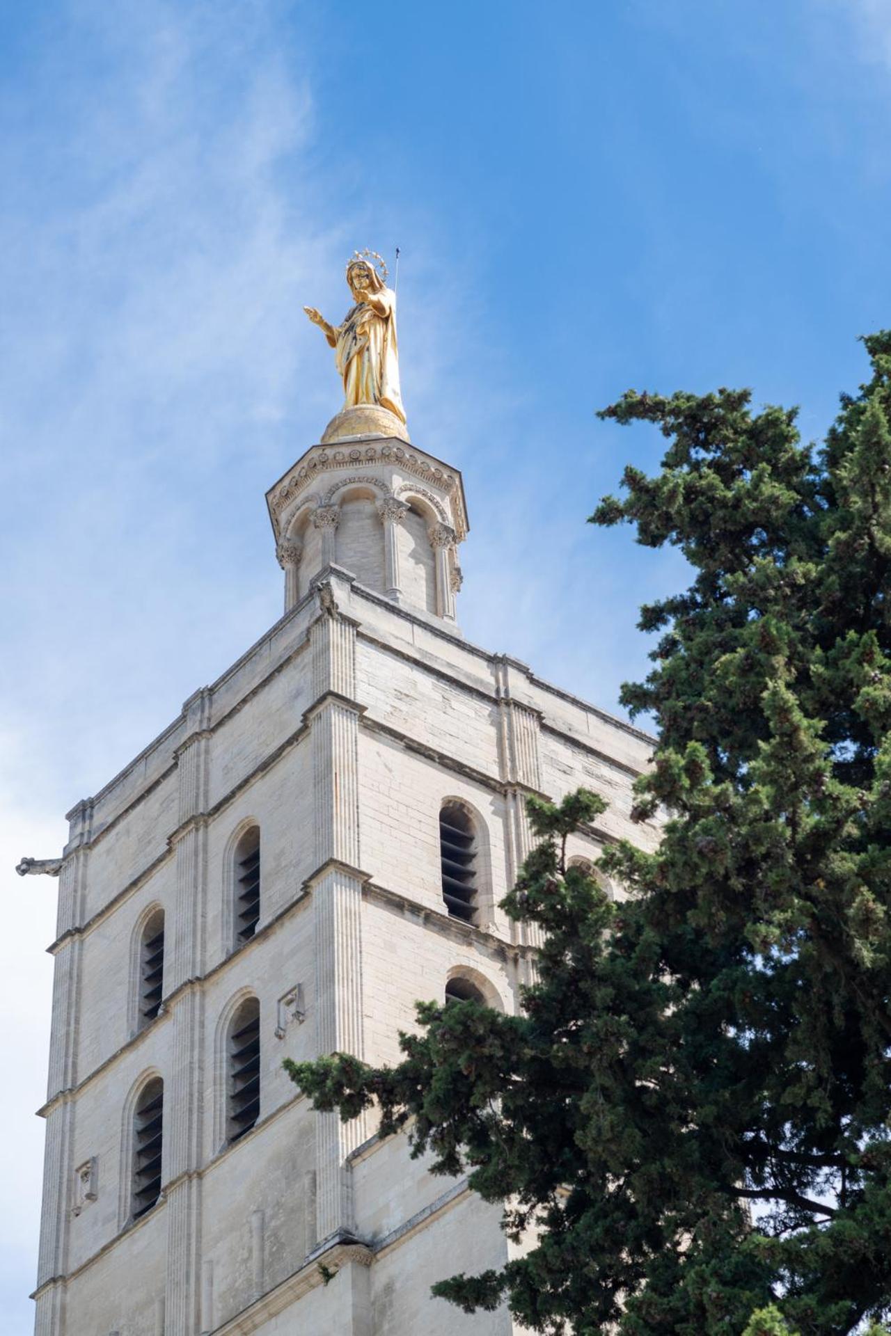 Ferienwohnung Bien D'Exception En Face Du Palais Des Papes Avignon Exterior foto