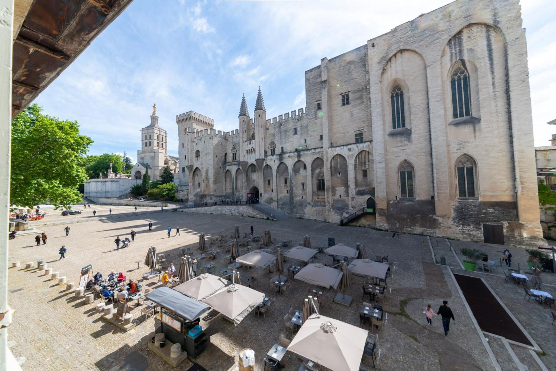 Ferienwohnung Bien D'Exception En Face Du Palais Des Papes Avignon Exterior foto