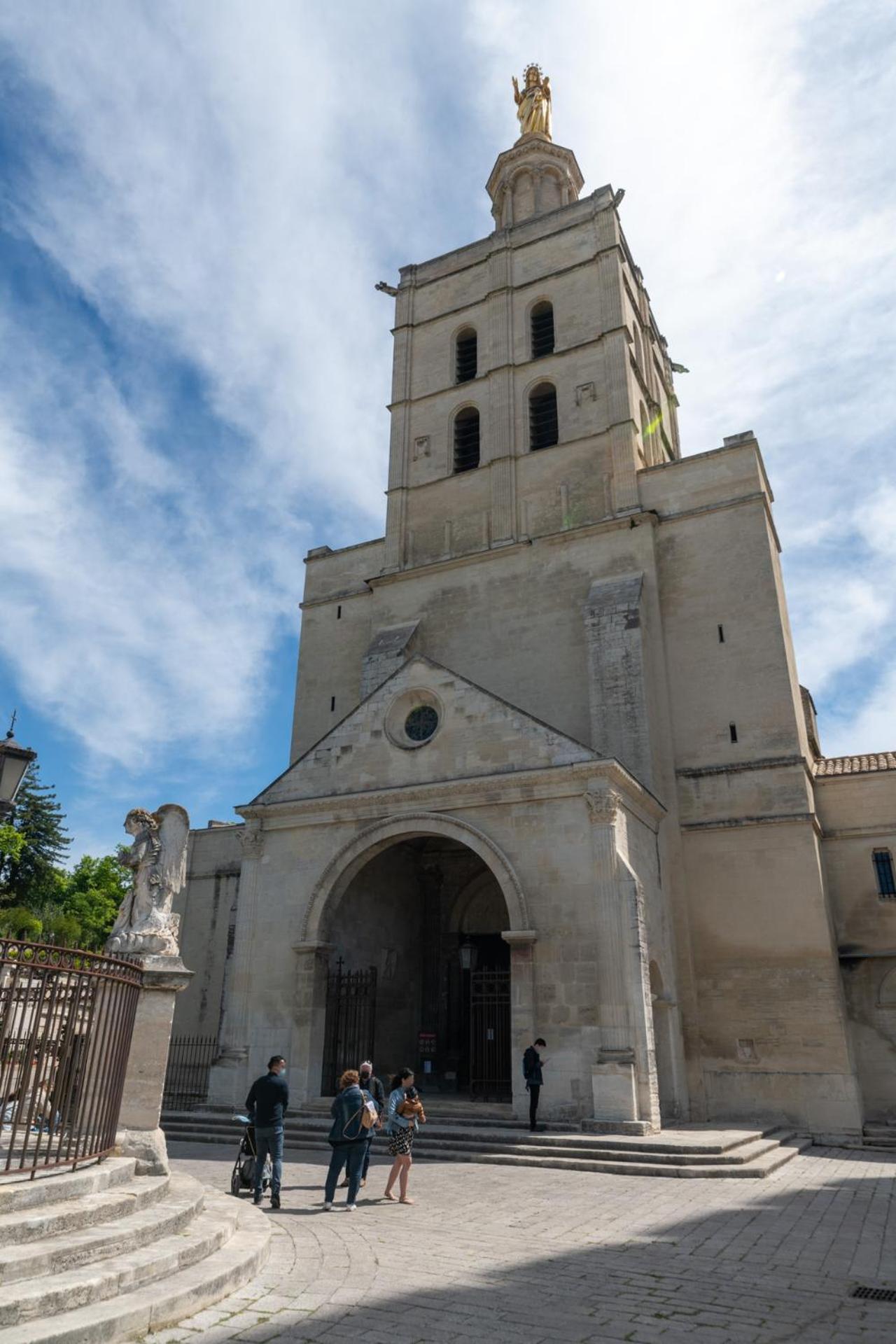 Ferienwohnung Bien D'Exception En Face Du Palais Des Papes Avignon Exterior foto