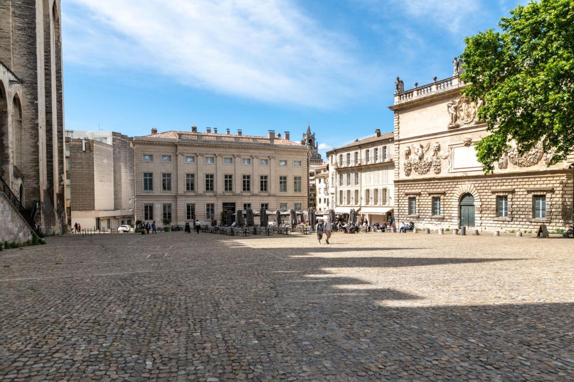 Ferienwohnung Bien D'Exception En Face Du Palais Des Papes Avignon Exterior foto