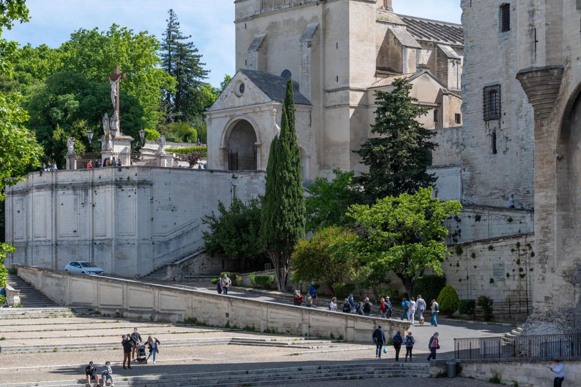 Ferienwohnung Bien D'Exception En Face Du Palais Des Papes Avignon Exterior foto